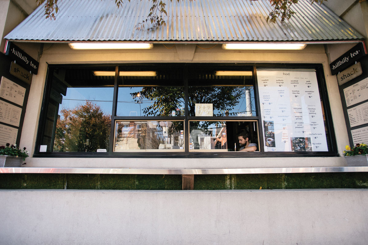 The Tea Shack's walk-up window. (Photos: Sheryll Lynne.)