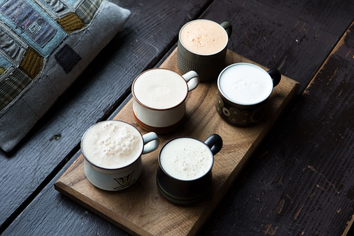 calories in 1 small cup of chai