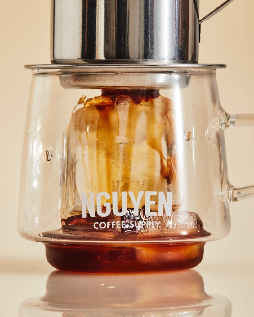 Glass Pitcher, 1400ml | Nguyen Coffee Supply